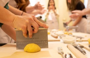 Small group Pasta and Tiramisu class in Montepulciano